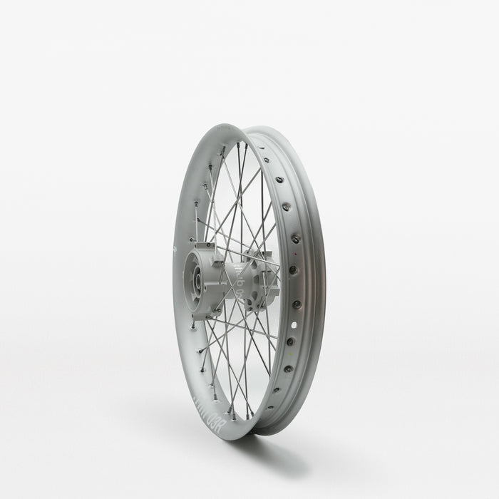 03 wheel 19"