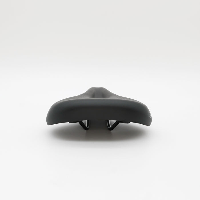 Saddle by Eregon